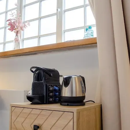 Homely 4 - Chic Self-check-in For Short Múnich